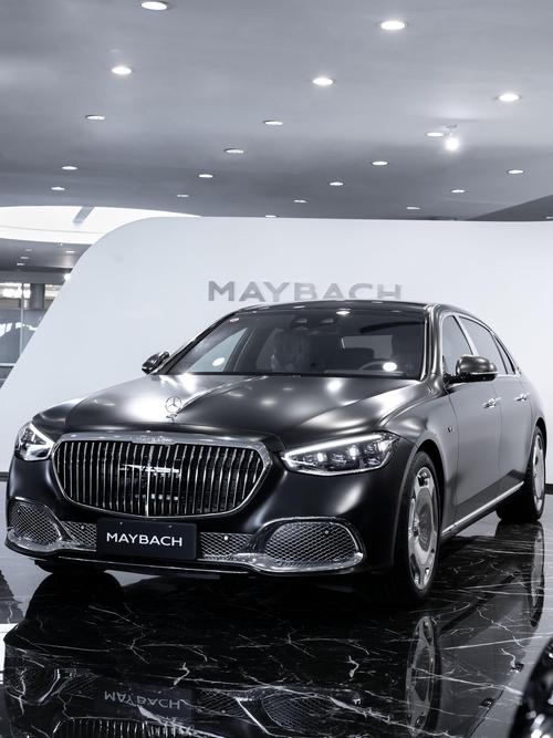 东莞327岚图汽车的售后服务让用户无忧出行，迈巴赫未来的豪华车趋势