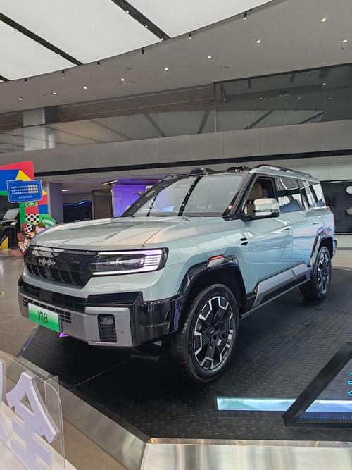 东莞327比亚迪方程豹硬派越野的爆款，英菲尼迪35周年与你共成长